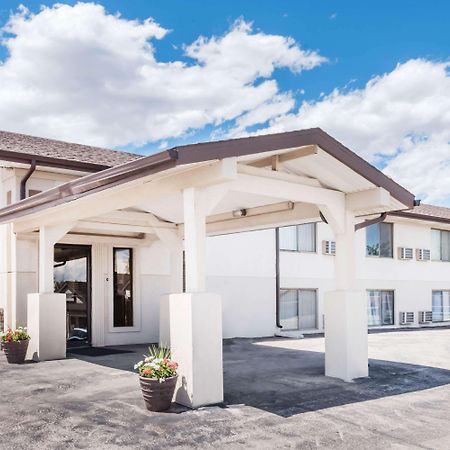 Готель Super 8 By Wyndham Belle Fourche Sd Екстер'єр фото